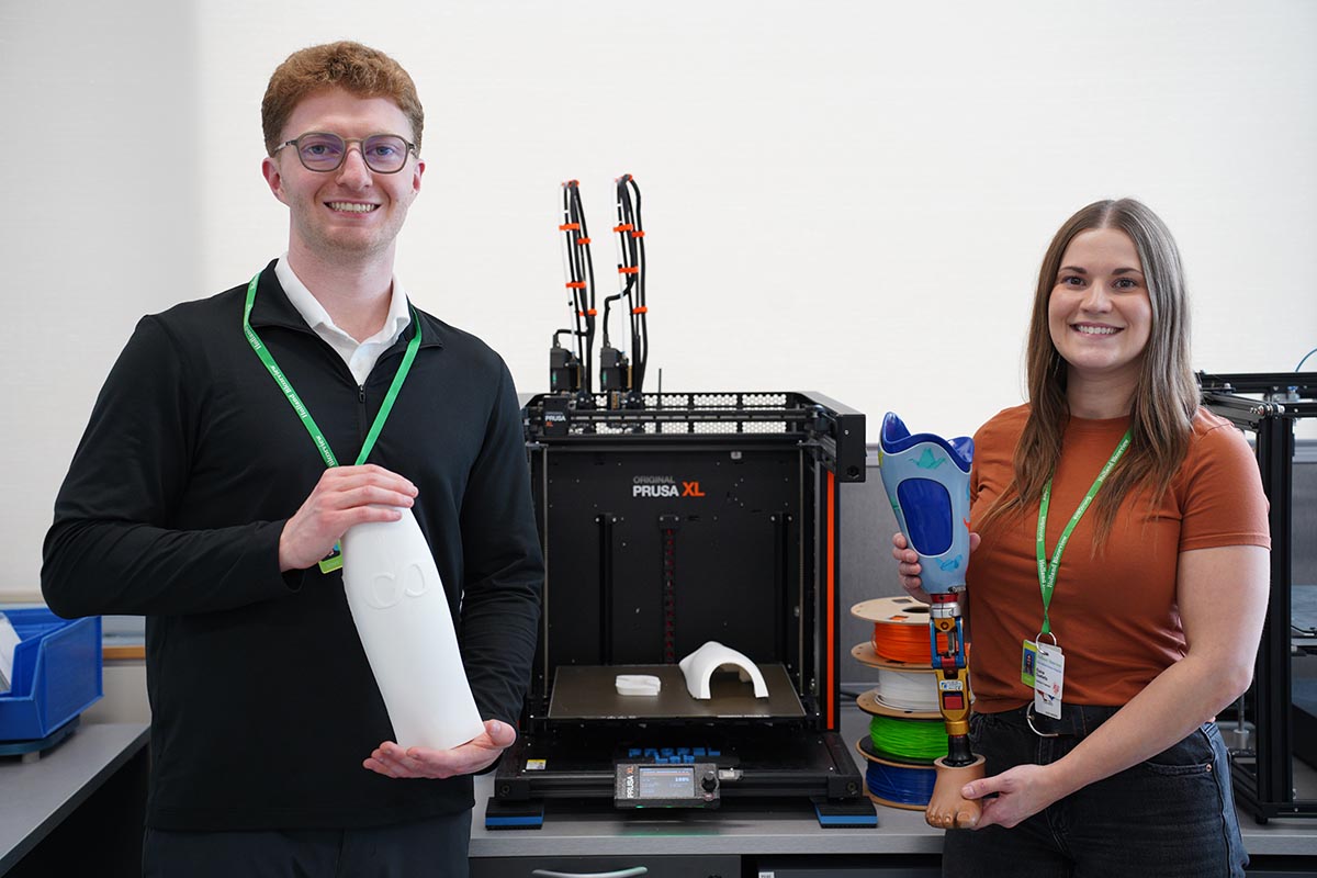 Samuel Barsky, digital technology specialist and Elaine Ouellette, team lead and certified prosthetist